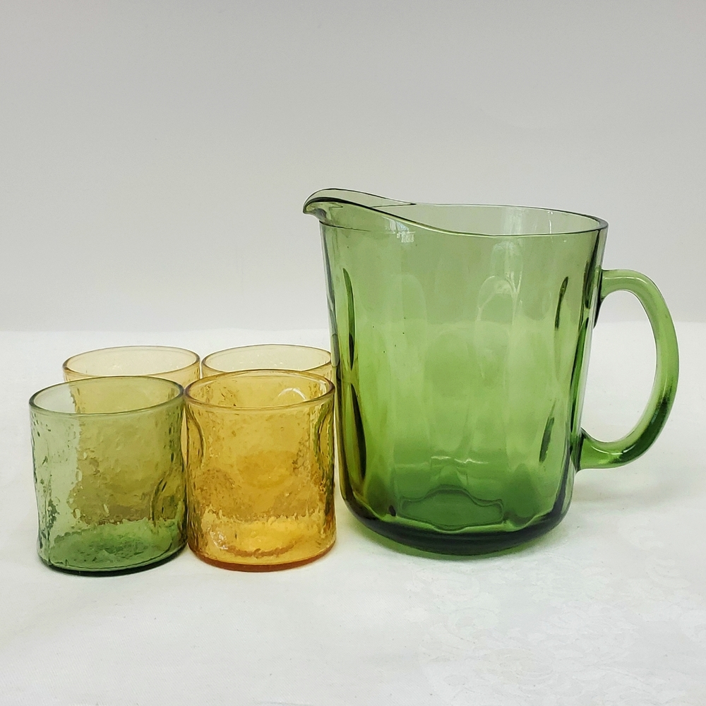 - Vintage thumb print pitcher and 4 lowball tumblers